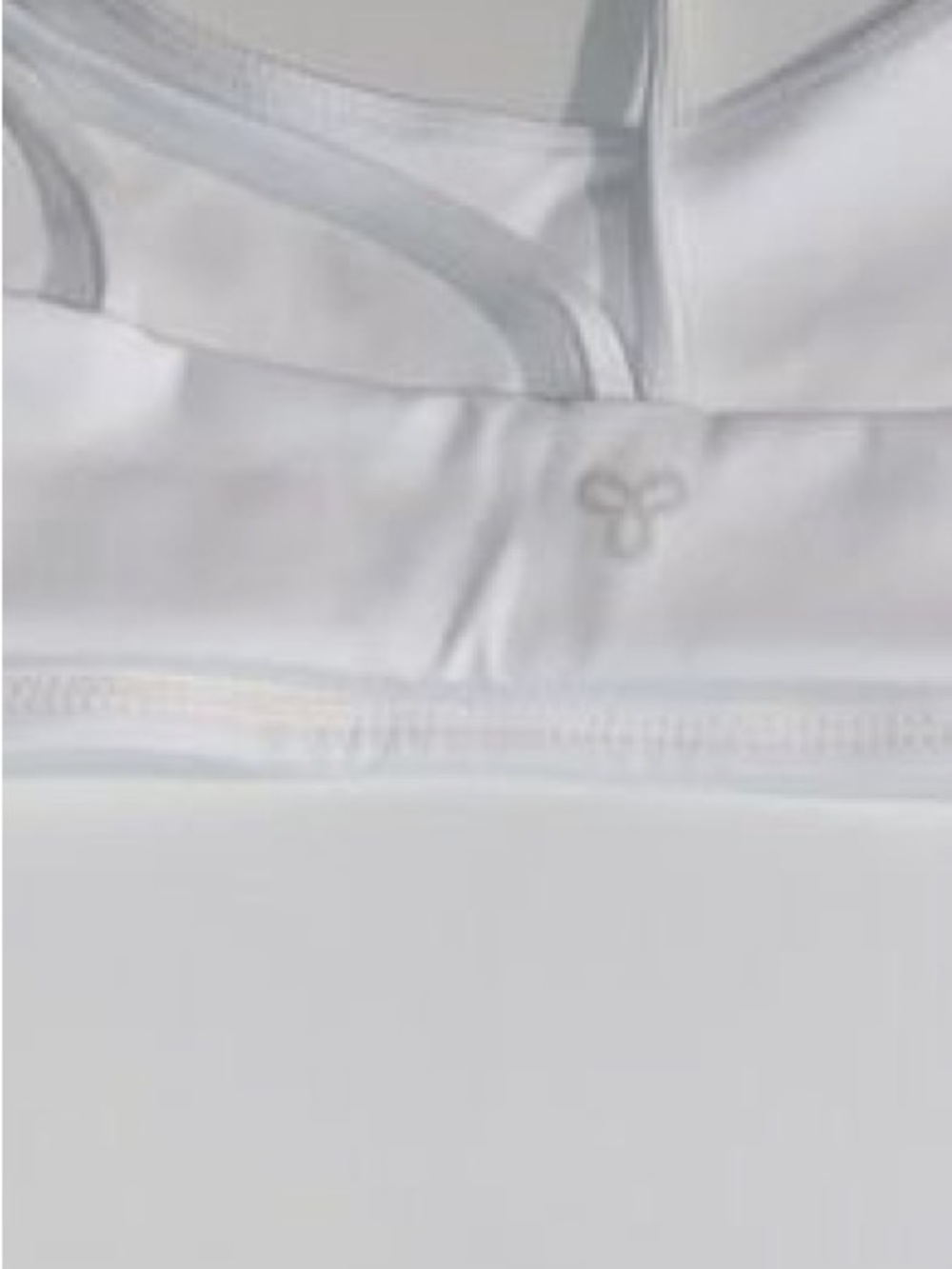 Aritzia TNA TNASLICK™ Alesio Bra – White (Size M) - Picture 5 of 8